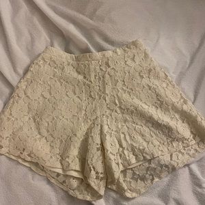 cream lace flowy shorts